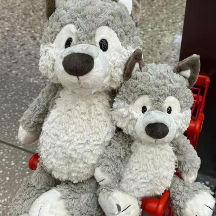 Odor-Free Short-Pile Grey Wolf Plush Toy